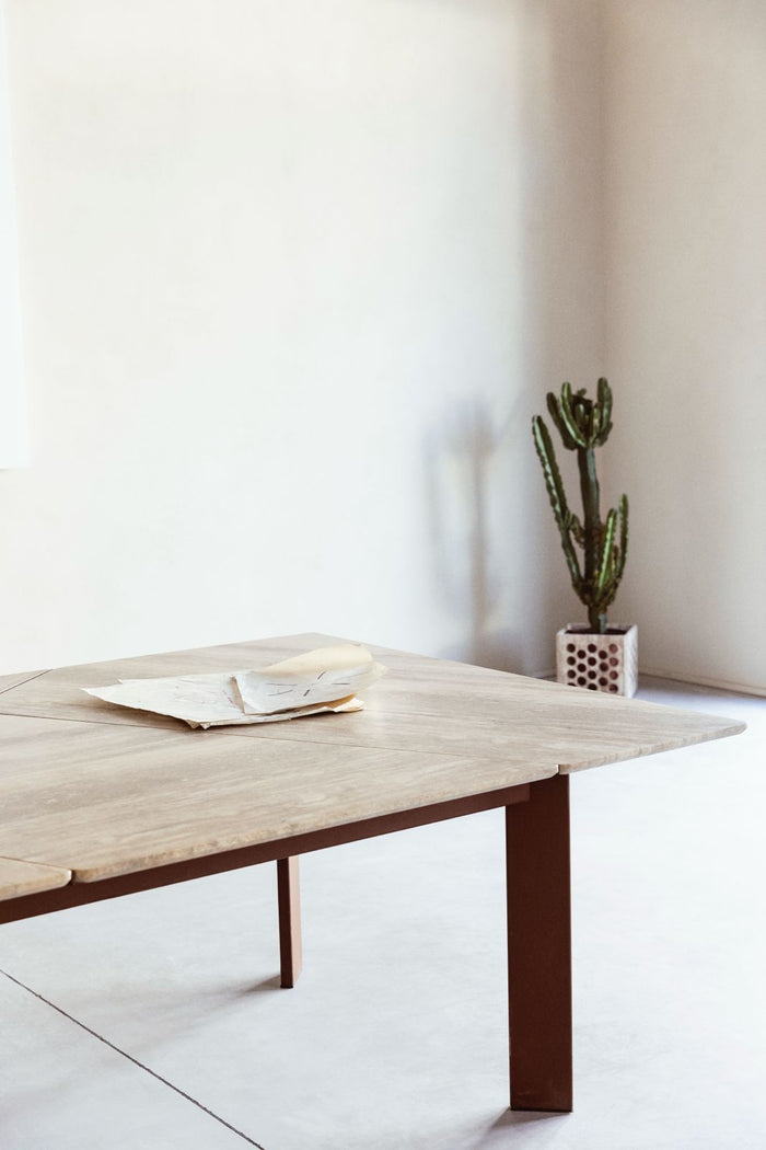 COMPOSITE TABLE