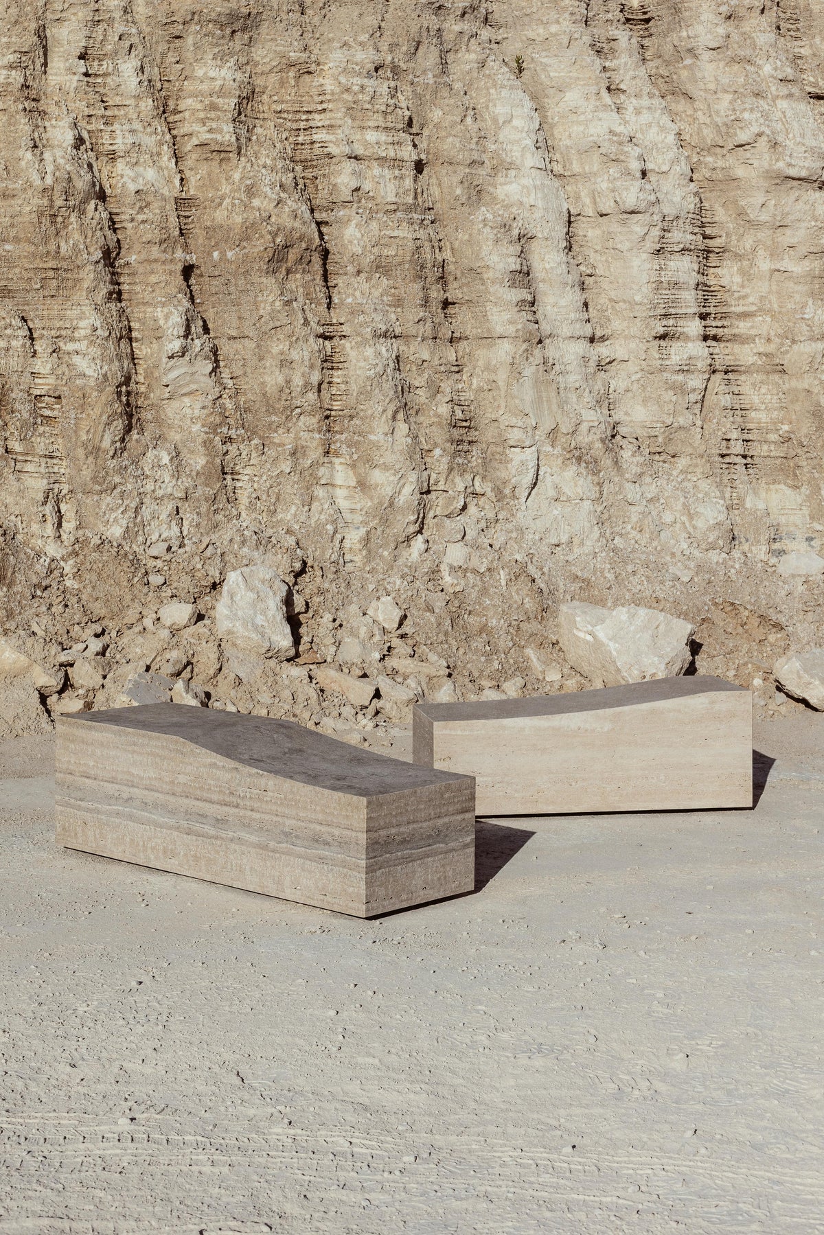 TABLE / BENCH - MON